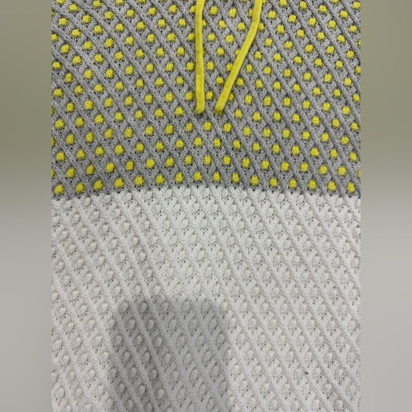 Charter club large sweater with hood, cute yellow, gray, and cream fun patterns - Picture 2 of 7